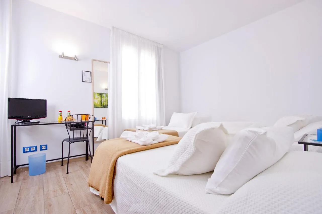 Barcelona City Hotel 0*,  İspanya