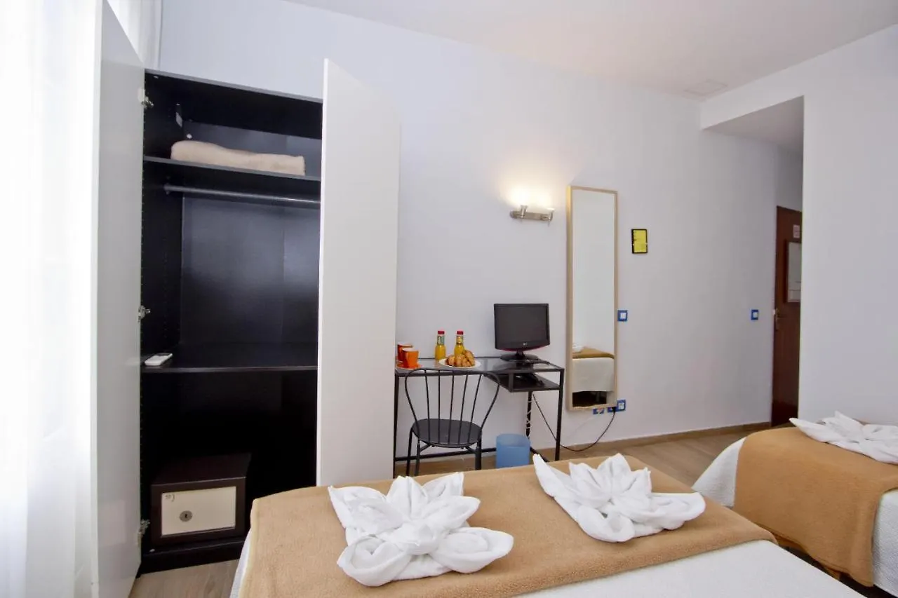 Barcelona City Hotel