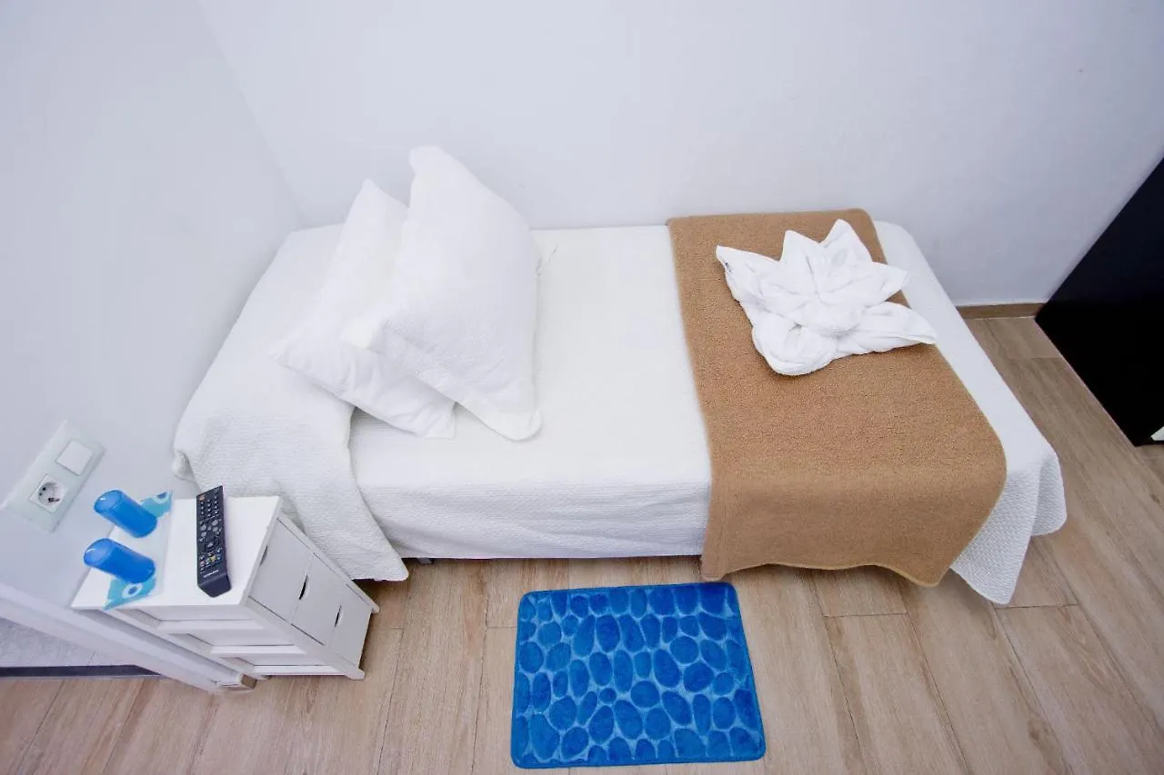 Barcelona City Hotel 0*,